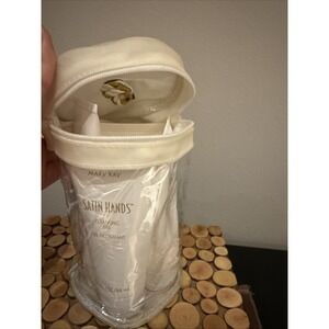 Mary Kay Satin Hands Gift Set Buffing, Cleansing Gel, Night Cream ETC... New 4pc